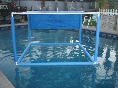 Floating Shade | My Husband is Crazy - made with pvc pipe, tarp, & pool noodles! Pool Structure, Noodles Design, Pool Canopy, Noodle Crafts, Floating Bar, Pvc Pool, Pool Noodle Crafts, Pool Shade, Shade Tent