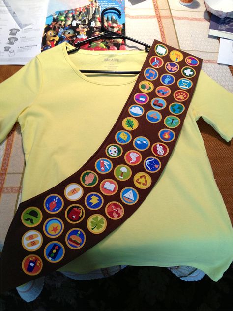 Nerdy Crafts by Tinker Kate: Wilderness Explorer Sash Russell Up Movie, Disfraz Up, Up Badges, Russell Up Costume, Russel Up, Sash Design, Wheelchair Costumes, Up The Movie, Wilderness Explorer