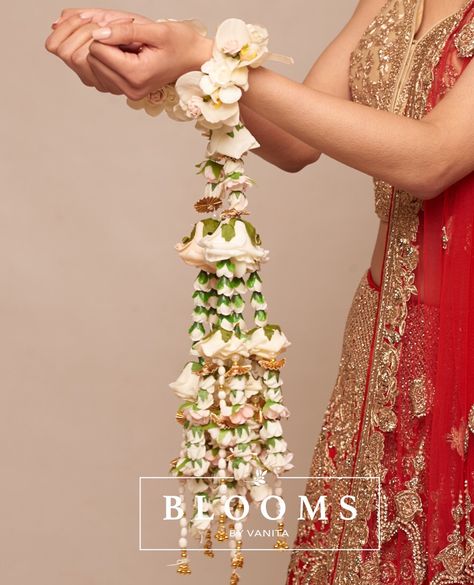 Our beautiful #faux #premierluxebloomskaleeray  Perfect for any #brides #mehndiparty or #Sangeet!  #premierluxekaleeray handmade and customised by @bloomsbyvanita  www.bloomsbyvanita.com  info@bloomsbyvanita.com  #bloomsbyvanita  #wedding #destinationwedding #destination #asianwedding #weddingflowers #weddingblooms #bridesmaid #wedding #florist #fauxblooms #fauxflowers #artificialflowers #weddinginspo #beachwedding #brideandgroom #blooms #bouquet #weddinginspiration #weddinginspo #weddingaccesso Choora Ceremony, Bridal Kalire, Newly Wedded Couple, Fresh Flower Jewelry, Mehndi Party, Bridesmaid Wedding, Fresh Flower, Wedding Jewellery, Flower Jewelry