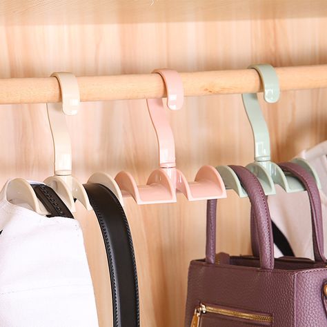 Belt Organizer, Closet Hangers, Desain Pantry, Handbag Hanger, Bag Rack, Purse Storage, Handbag Storage, Bedroom Closet Design, Bag Hanger