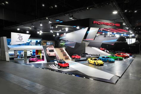 Porsche Showroom, Creative Booths, Realistic Render, Park Project, Porsche Club, Porsche Models, Show Booth, Exhibition Booth Design, Double Deck