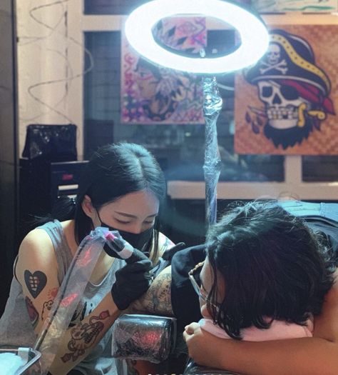 Tattoo Making Aesthetic, Doing Tattoo Aesthetic, Get A Tattoo Aesthetic, New Tattoo Aesthetic, Tattoo Job Aesthetic, Aesthetic Tattoo Artist, Tattoo Session Aesthetic, 2024 Vision Board Tattoo, Getting Tattoos Aesthetic