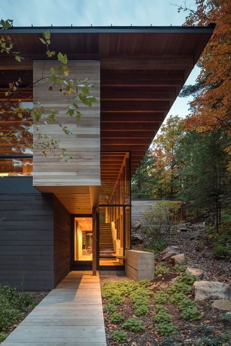 Gallery: AIA honors North America's best new homes Bohlin Cywinski Jackson, Architecture Cool, Modernist House, Contemporary House Design, City Living, Mid Century House, Residential Architecture, The Bear, House In The Woods