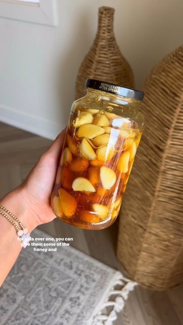 Garlic And Honey, Fermented Honey Garlic For Colds, Fermenting Garlic In Honey, Garlic And Honey Ferment, Honey Garlic Fermentation, Garlic In Honey Jar Benefits, Fermented Honey, Honey Benefits, Health Trends