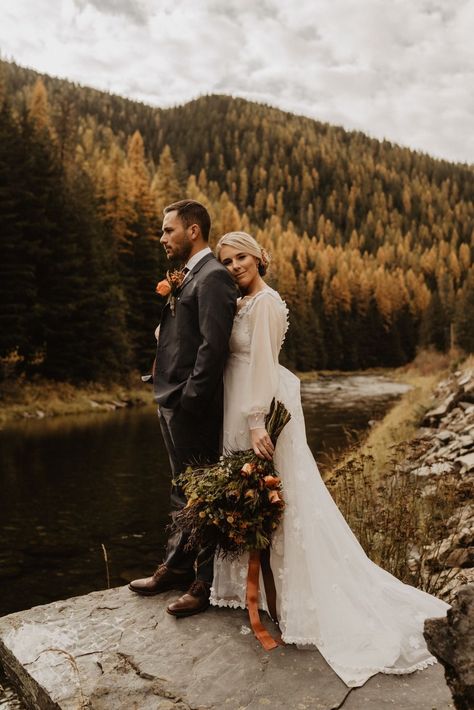 Victor Idaho, Idaho Elopement, Elopement Venues, Mccall Idaho, Fall Elopement, Forest Elopement, Fall Forest, Intimate Wedding Photography, Lake Photography