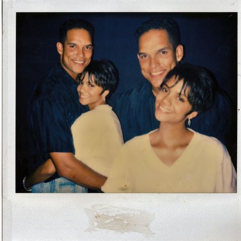 David Justice Halle Berry by On Q Photos https://pixels.com/profiles/keith-morganwopred Halle Berry Kids, Halle Berry Movies, David Justice, Q Photo, Email Marketing Newsletter, Photography Store, Oscar Winners, Free Photography, Social Media Advertising