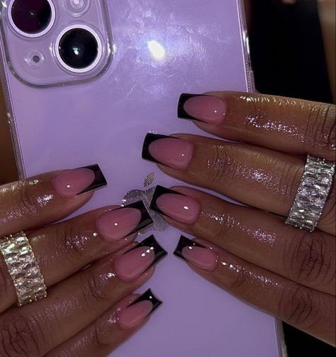 Pink Black French Tip Nails Short, Black Pink French Tip Nails, Black French Tip With Pink Base, Black French Tip Nails Pink Base, Pink Nails With Black French Tip, Black Short French Tip Nails, Black French Nails Ideas, Pink And Black French Tip Nails, Black French Tip Nails Short