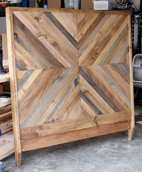 Reclaimed Wood Beds, Reclaimed Wood Projects, Chevron Bedding, Diy Headboard, Diy Holz, Wood Headboard, King Headboard, Into The Woods, Wood Beds