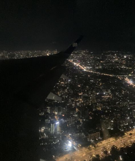 Mumbai Night View From Flight, Mumbai Flight View, Window View Night, Night Rides Snapchat, Night Flight, Money Life Hacks, Window View, Udaipur, Paris Travel