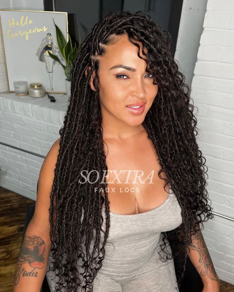 Butterfly Locs Hairstyles, Jah Locs, Butterfly Locs, Vacation Hairstyles, Goddess Braids Hairstyles, Faux Locs Hairstyles, Box Braids Hairstyles For Black Women, Braids Hairstyles Pictures, Pelo Afro