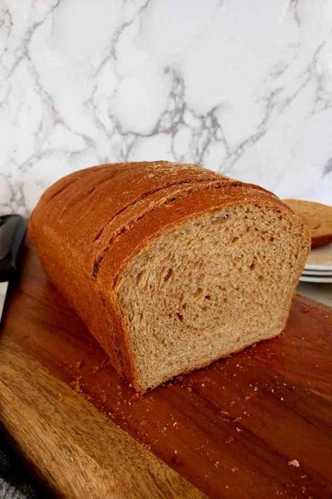 Best Whole Wheat Bread, Homemade Whole Wheat Bread, Brown Bread Recipe, Dairy Free Bread, Homemade Bread Recipe, Honey Wheat Bread, Spelt Bread, Wheat Bread Recipe, Homemade Bread Recipes Easy