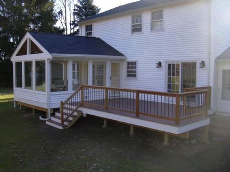 Three season room Three Seasons Room, Cottage Sunroom, Porch Projects, Craftsman Staircase, Rustic Projects, Deck Roof, Vintage Rooms, Screened Patio, 3 Season Porch