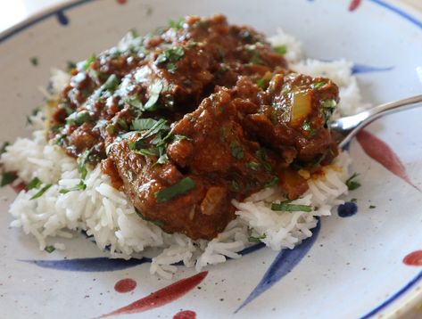 Lamb Madras, Madras Recipes, South Indian Curry, British Restaurant, Madras Curry, Enamel Dutch Oven, Tamarind Paste, Lamb Curry, Indian Curry