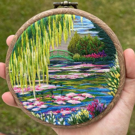 Embroidery Hoop Crafts, Clothes Embroidery Diy, Instagram Edit, Stitching Ideas, Embroidery Lessons, Sewing Embroidery Designs, Hand Embroidery Art, Embroidery Hoop Art, Embroidery Craft