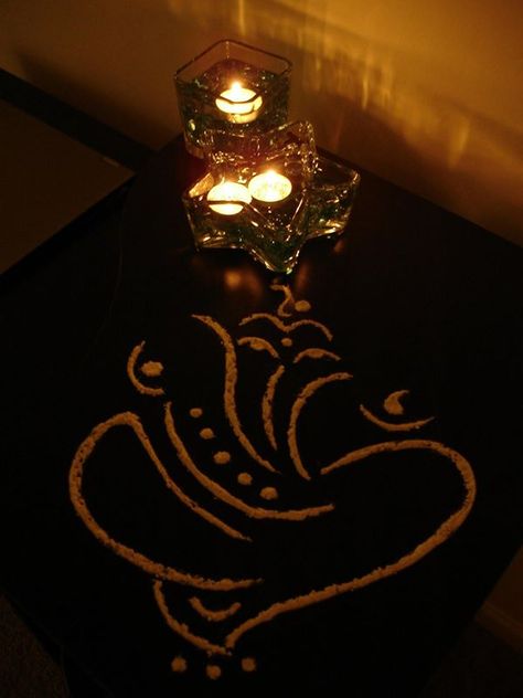 Easiest Ganpati rangoli Easiest Rangoli Designs, Easiest Rangoli, Ganpati Rangoli, Plan Wallpaper, Pooja Decoration, Easy Rangoli Designs, Simple Rangoli, Rangoli Designs, Edison Light Bulbs