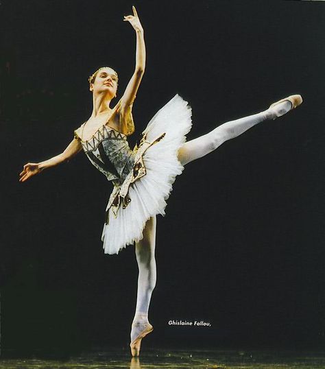 Ghislaine Fallou Fumi Kaneko, The Royal Ballet, George Balanchine, Ballet Inspiration, Competition Costumes, The Ballerina, City Ballet, Ballet Photos, Royal Ballet