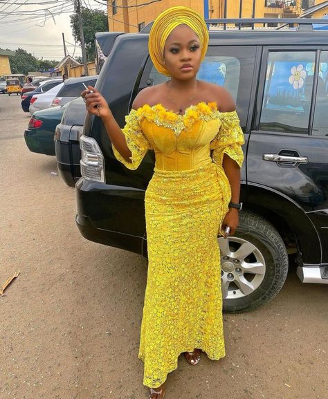 African’s Wedding/Fashion Blog on Instagram: “Mellow Yellow 💛👌 @mo_bewa Dress @ballsycollections 👸 #asoebi_styles” Lace Dress Styles Nigerian, Lace Asoebi, Lace Asoebi Styles, Asoebi Lace Styles, Owambe Styles, Nigerian Lace Dress, Aso Ebi Lace, Aso Ebi Lace Styles, Lace Dress Classy