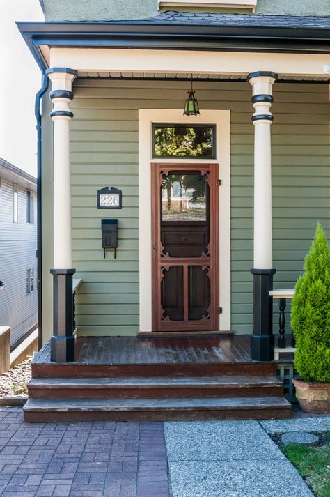 Cute little green heritage home that was painted by Warline Painting. Historic Paint Colours Exterior, Heritage Paint Colours, Home Exterior Colors Schemes, Historic Paint Colours, Green Exterior Paints, Green Exterior House Colors, Heritage Paint, Victorian Exterior, Houston Houses