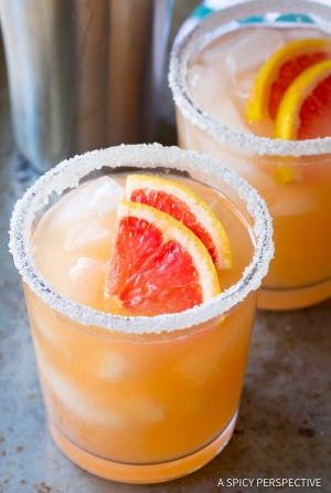 Ruby Red Pink Grapefruit Margarita Recipe | ASpicyPerspective.com Pink Grapefruit Margarita, Grapefruit Margarita Recipe, Grapefruit Margarita, Best Margarita Recipe, Homemade Margaritas, Margarita Ingredients, Citrus Cocktails, A Spicy Perspective, Chips And Salsa