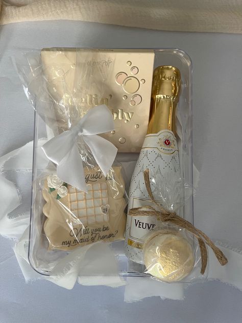 Champagne theme bridesmaid proposal, acrylic box. Champagne Bridesmaid Proposal, Bridesmaid Proposal Champagne, Proposal Party, Bridesmaids Ideas, Proposal Boxes, Champagne Bridesmaid, Bridesmaid Boxes, Bridal Ideas, Mini Champagne