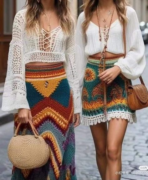 Chic Crochet Top, Skirt Outfits Ideas, Diy Crochet Top, Festival Make Up, Hippie Crochet, Pencil Skirt Outfits, Crochet Skirts, Crochet Bralette, Crochet Summer Tops