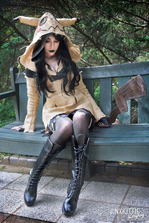 Mimikyu Gijinka from Pokemon Cosplayer: JinxKittie Cosplay Pokemon Halloween Costume, Pokemon Costumes, Pokemon Halloween, Pokemon Clothes, Hallowen Costume, Pokemon Cosplay, Epic Cosplay, Manga Cosplay, Cosplay Makeup