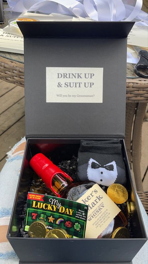 Groomsman purposal boxes Alcohol Groomsmen Proposal, Men Asking Groomsmen Be My Groomsman, More Groomsmen Than Bridesmaids, Groomsman Box Ideas, Grooms Proposal Boxes, Grooms Men Boxes, Groom Asking Groomsmen Ideas, Groomsmen Thank You Gifts, Gamer Groomsmen Proposal