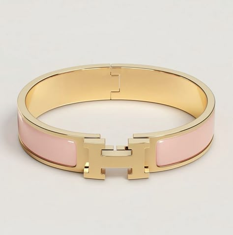 Hermes Clic H Bracelet, H Bracelet, Dope Jewelry Accessories, Preppy Jewelry, Luxe Jewelry, Jewelry Accessories Ideas, Dope Jewelry, Jewelry Fashion Trends, Classy Jewelry