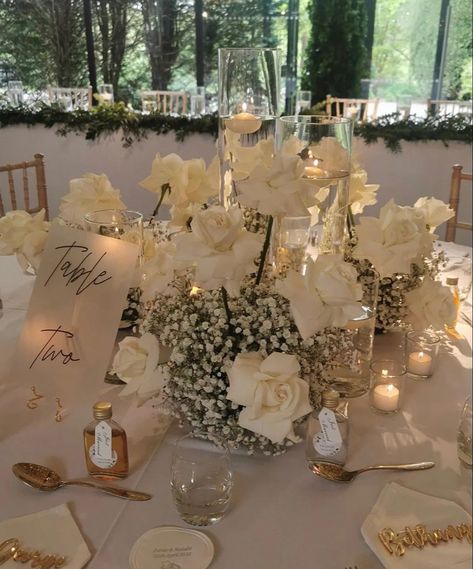 Ivory And Greenery Wedding, Big Floral Centerpieces, Wedding Square Table Decorations, White Floral Centerpieces Round Table, Diy White Centerpieces, Romantic Elegant Wedding Decor, Old Mansion Wedding Decor, Black White Tan Wedding Decor, Contemporary Wedding Centerpieces