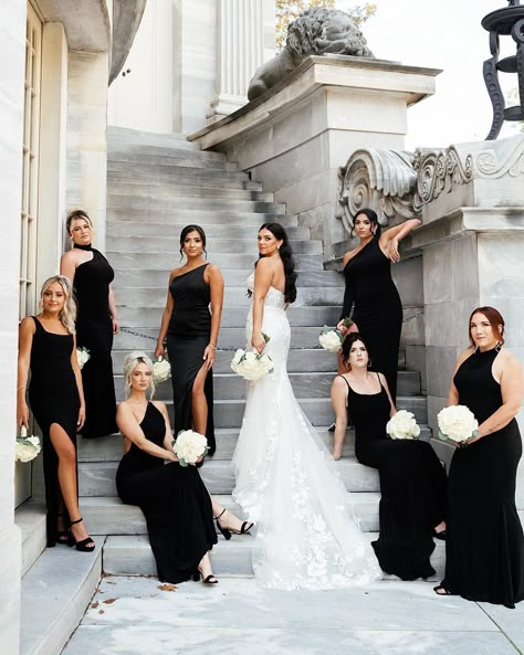 Check more at https://beautyfashionideas.com/bridal/2298/ Bridal Party Shots Picture Ideas, Serious Bridal Party Photos, Wedding Photoshoot Bridal Party, Black Tie Wedding Family Photos, Old Money Bridal Party, Brides With Bridesmaids Pictures, Moody Bridal Party Photos, Elegant Bridal Party Photos, Cool Bridal Party Photos