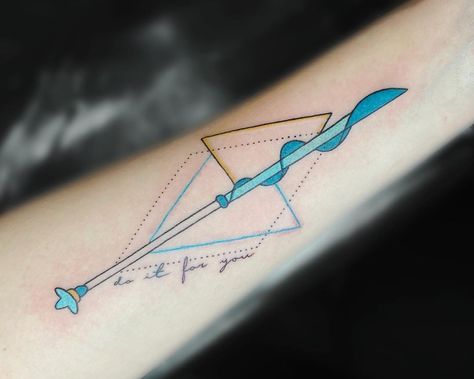 Love this need to pin Steven Universe Tattoo, Pearl Tattoo, Perla Steven Universe, Pearl Su, I Want A Tattoo, Gem Tattoo, Universe Tattoo, Pearl Steven Universe, Pearl Steven