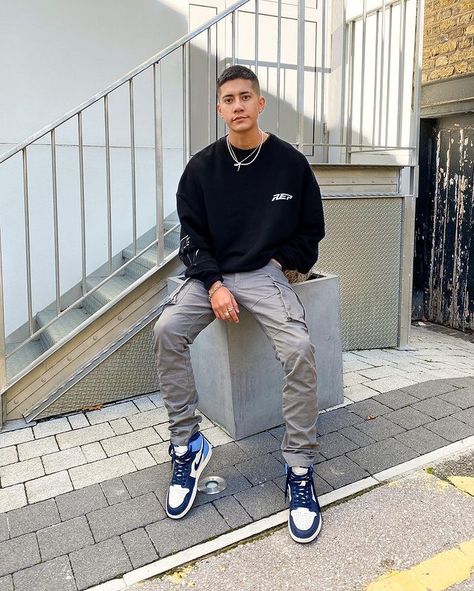 Jordan 1 Obsidian Outfits Men, Jordan 1 Obsidian Outfit, Obsidian Outfit, Bet On Yourself, Jordan 1 Obsidian, Merchandise Designs, Jordan Outfit, Elliptical Machine, Streetwear Fits