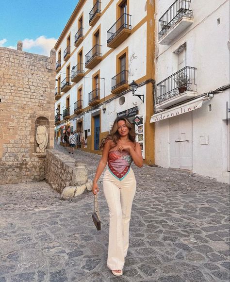 Puerto Rico Outfits Night, Madeira Outfit, Naples Italy Outfit, Cyprus Outfit, Spain Outfit Ideas Summer, Naples Outfit, Puerto Rico Outfits, Mexico Trip Outfits, Mykonos Outfit