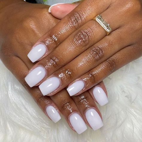 Pale White Nails, White Dip Nails, Dnd Polish, Dip Nail Colors, Fab Nails, Milky Nails, Powder Manicure, Dip Nails, White Acrylic Nails