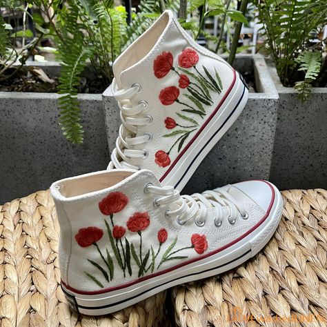 Custom Embroidered Converse High Tops Chuck Taylor 1970s/ Wedding Hand Embroidered Poppies Converse/ Embroidered Pooppies Flowers Sneakers Embroidered Converse High Tops, Embroidered Poppies, Converse Haute, Granny Chic Fashion, Converse Embroidery, Painting Clothes, 1970s Wedding, Painted Shoes Diy, Tie Sneakers