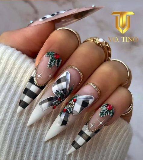 Nails With Mistletoe, Christmas Fake Nails, Nail Noel, Snow Nails, Long Stiletto Nails, Long Stiletto, Plaid Nails, Press Ons, Festival Nails