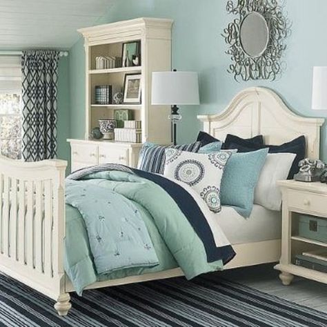 Guest Bedroom Inspiration... Navy and Sea Glass! - Happily Ever After, Etc. Traditional Guest Bedroom, Guest Bedroom Inspiration, Navy Blue Bedrooms, Bedroom Blue, Painting Walls, Trendy Bedroom, Blue Bedroom, White Furniture, Guest Bedrooms