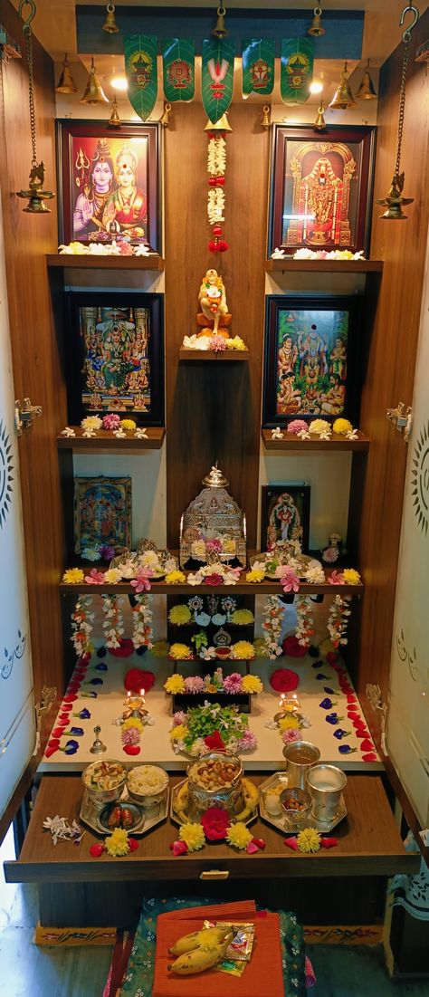 Indian Altar Design, Pooja Cupboard Ideas Indian, Traditional Indian Houses Interior, Pooja Room Ideas Indian Traditional, Pooja Setup, Small Pooja Room Ideas, Pooja Room Ideas Indian Modern, Puja Room Design Indian, Pooja Room Ideas Indian