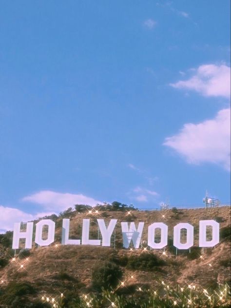 Hollywood Pink Aesthetic, Pink California Aesthetic, Pink Hollywood Aesthetic, Starstruck Movie Aesthetic, Old Hollywood Aesthetic Wallpaper, Hollywood Aesthetic Wallpaper, Starstruck Aesthetic, Hollywood Sign Aesthetic, Vintage Hollywood Aesthetic