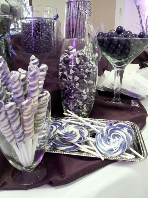 Purple Theme Snacks, Purple And White Birthday Party Ideas, Birthday Party Food Purple, Purple Color Theme Party Snacks, Black And Purple Candy Table, Purple Theme Candy Table, Blue And Purple Candy Bar, Dessert Reception, Wedding Candy Table