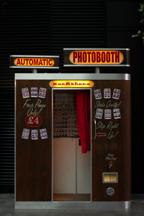 Automatic Photobooth, Spitafields Market, London London Phone Booth Photography, Booth Photoshoot, Kidcore Room, British Phone Booth, London Phone Booth, Vintage Photobooth, Photo Booth Design, Old Hollywood Wedding, Vintage Photo Booths