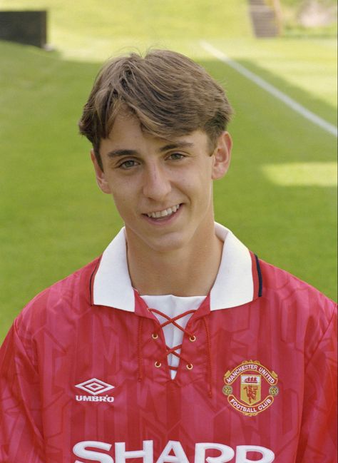 Manchester United Old Trafford, Gary Neville, Manchester United Legends, Man Utd, Old Trafford, Man United, 20th Anniversary, Soccer Players, Football Shirts