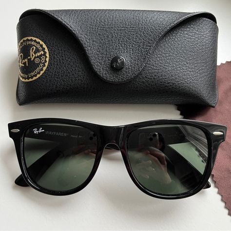 10/10 Like New Ray Ban Original Wayfarer Classics Wayfarer Men, Ray Ban Original Wayfarer, Face Frame, Ray Ban Wayfarer, New Wayfarer, Richmond Hill, Stylish Glasses, Square Frame, Ray Ban Sunglasses