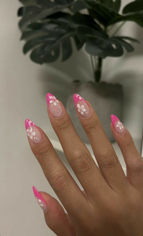 Trendy Acrylic Nails, Trendy Almond Nails, Hawaii Nails, Paznokcie Hello Kitty, Classy Acrylic, Colourful Nails, Kutek Disney, Girly Acrylic, Nail Looks