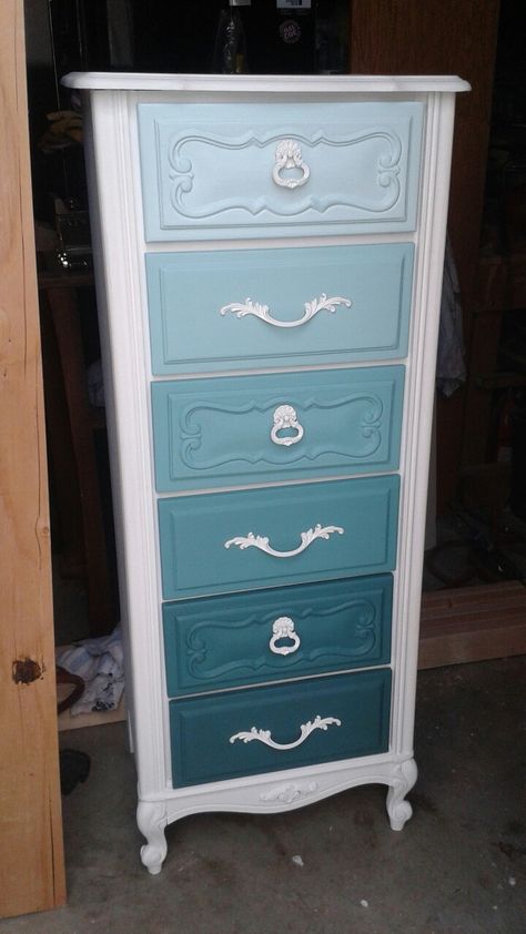 Teal ombre dresser Ombre Chest Of Drawers, Teal And White Bedroom, Annie Sloan Furniture, Armoire Makeover, Teal Ombre, Painted Bedroom Furniture, Cute Furniture, White Bedroom Furniture, Furniture Rehab