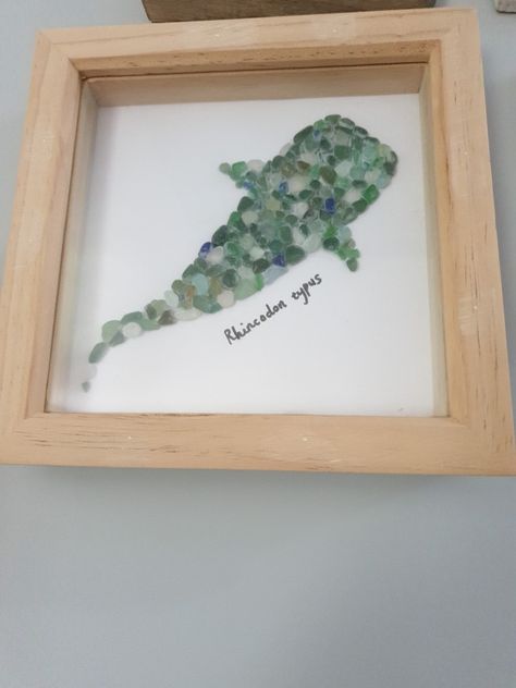 Seaglass Animals, Sea Glass Seahorse, Dinosaur Sea Glass Art, Sea Glass Whale, Shark Sea Glass Art, Whale Sea Glass Art, Beach Glass Projects, Sea Glass Dog Picture, Glass Shark