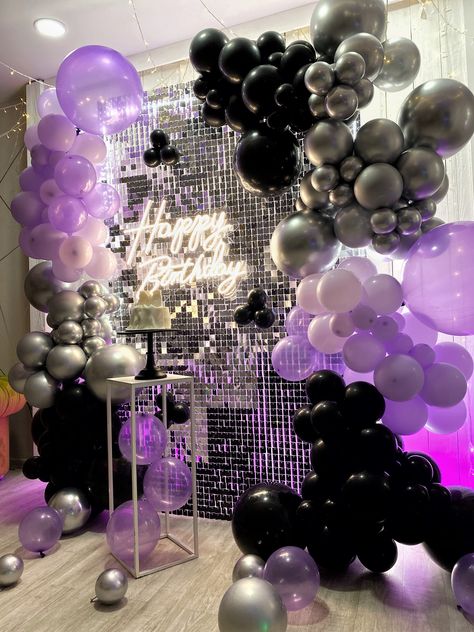 Purple And Black Decorations Parties, Purple And Black Balloon Garland, Purple And Black Party Ideas, Purple 18th Birthday Party Ideas, Color Themes For Birthday Parties, Purple Black And Silver Party Ideas, Wednesday Addams Centerpieces, Purple Bday Decorations, Wensday Birthday Party