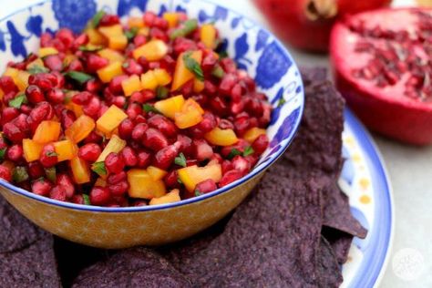 The 25 Most Popular Christmas Appetizers | Making Lemonade Pomegranate Salsa, Winter Produce, Best Christmas Appetizers, Christmas Appetizers Easy, Salsa Recipes, Christmas Recipes Appetizers, Citrus Salad, Holiday Party Foods, Holiday Meals