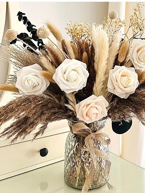 Coffee Table Decor Christmas, Pampas Grass Centerpiece, Grass Centerpiece, Table Decor Christmas, Rose Flower Arrangements, Spring Table Decor, Flowers In Vase, Dining Table Centerpiece, Artificial Flower Bouquet