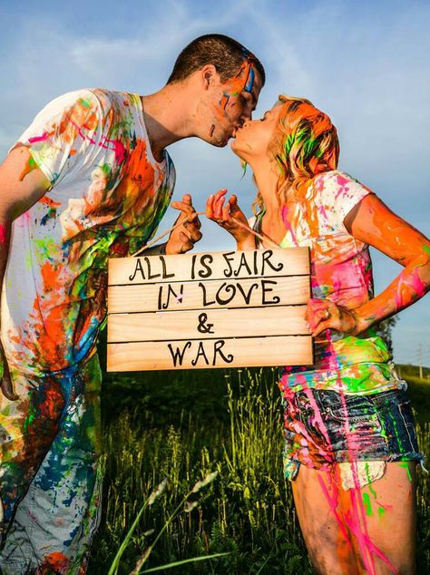 Couples Paint Photoshoot, Funny Engagement Announcement, Holi Wishes Messages, Paint Photoshoot, Wedding Ideas Photography, Special Photography, Engagement Announcements, Floating Candles Wedding, Funny Engagement